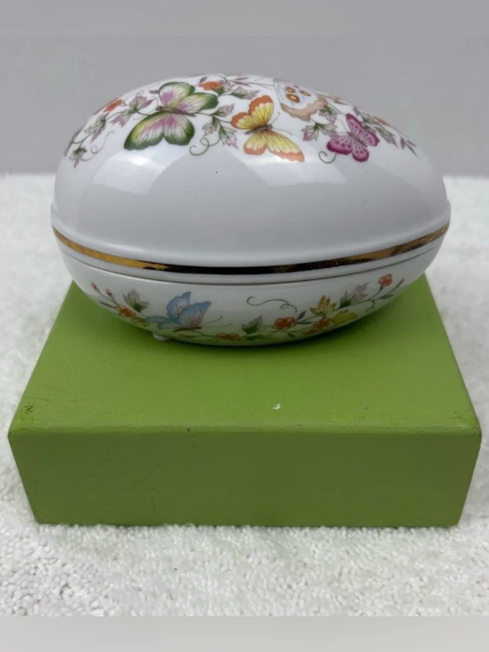 Vintage Avon Fine Porcelain Egg-Shaped Trinket Dish Accented with 22k Gold Trim